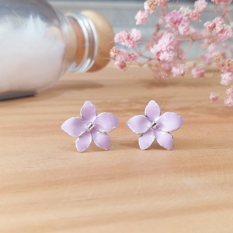 Larkspur Flower Earring in Scent of Blossom Flower Collection - 耳环/耳夹 - 其他金属 