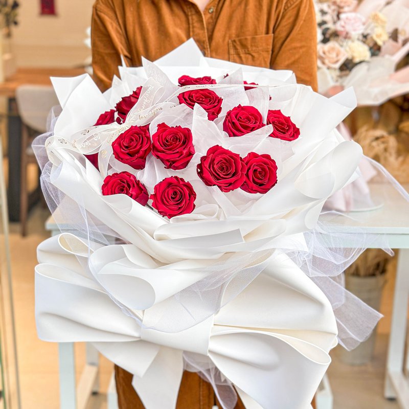 限台中自取/外送【永远爱你】情人节 求婚花束 永生花玫瑰花束 - 干燥花/捧花 - 植物．花 多色