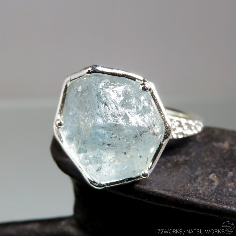 rough cut Aquamarine Ring - 戒指 - 宝石 蓝色