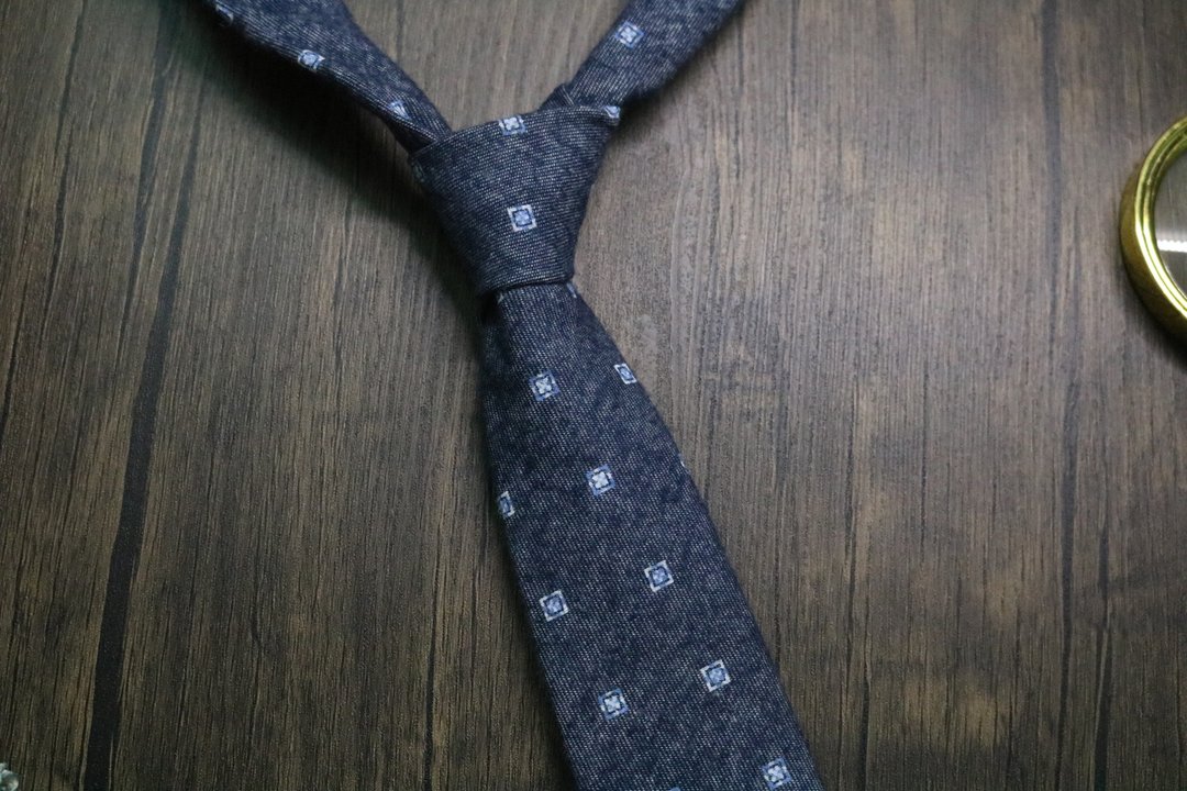 牛仔色印花領帶休閒雅痞窄版necktie - 领带/领带夹 - 棉 蓝色