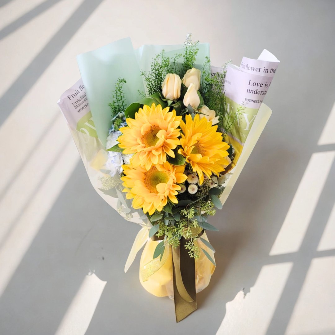鲜花花束 (向日葵、香槟玫瑰、钮扣菊等) GF00214 - 植栽/盆栽 - 植物．花 