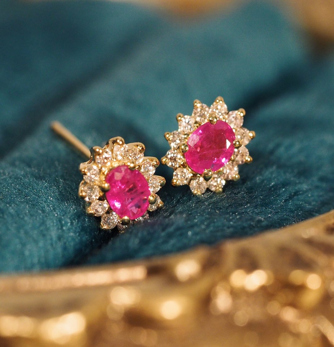 18K金红宝 Hana 钻石耳环18K Gold Ruby Hana Diamond Earrings - 耳环/耳夹 - 贵金属 