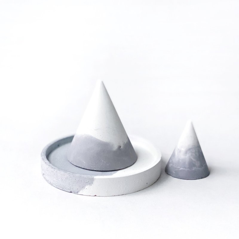 (预购) 莫兰迪紫扩香盘三件组 | 大圆锥+小圆锥+圆形底盘 - 摆饰 - 水泥 紫色