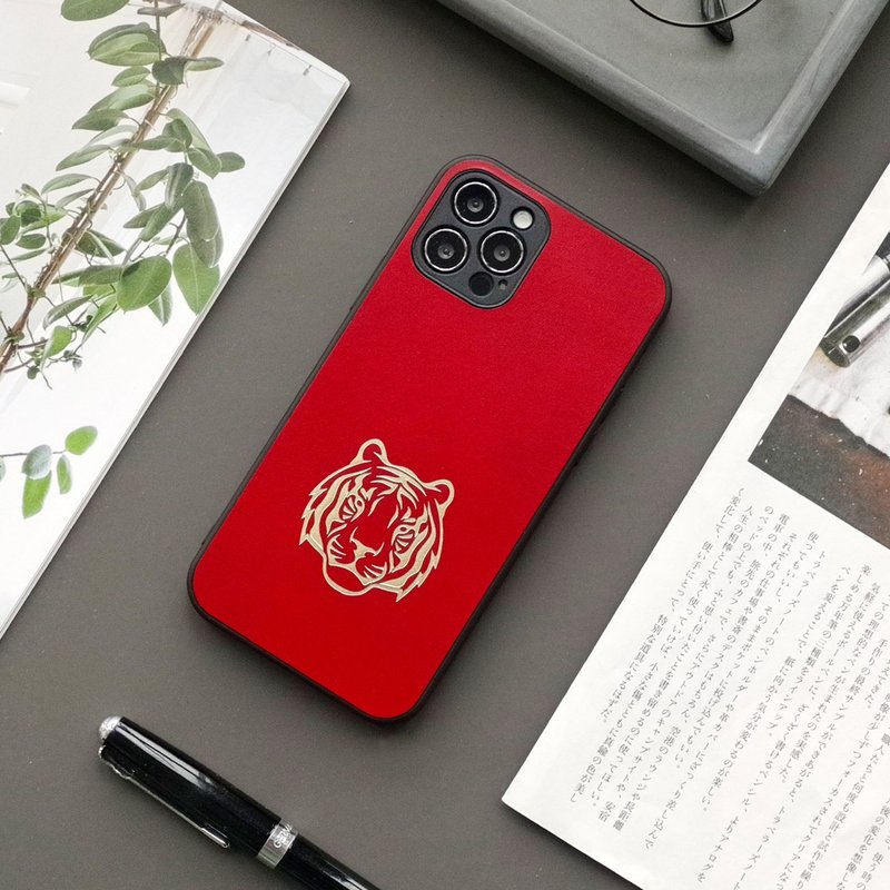 心有猛虎 | 红色iphone15pro手机壳真皮14max保护套13全包苹果12 - 手机壳/手机套 - 真皮 红色