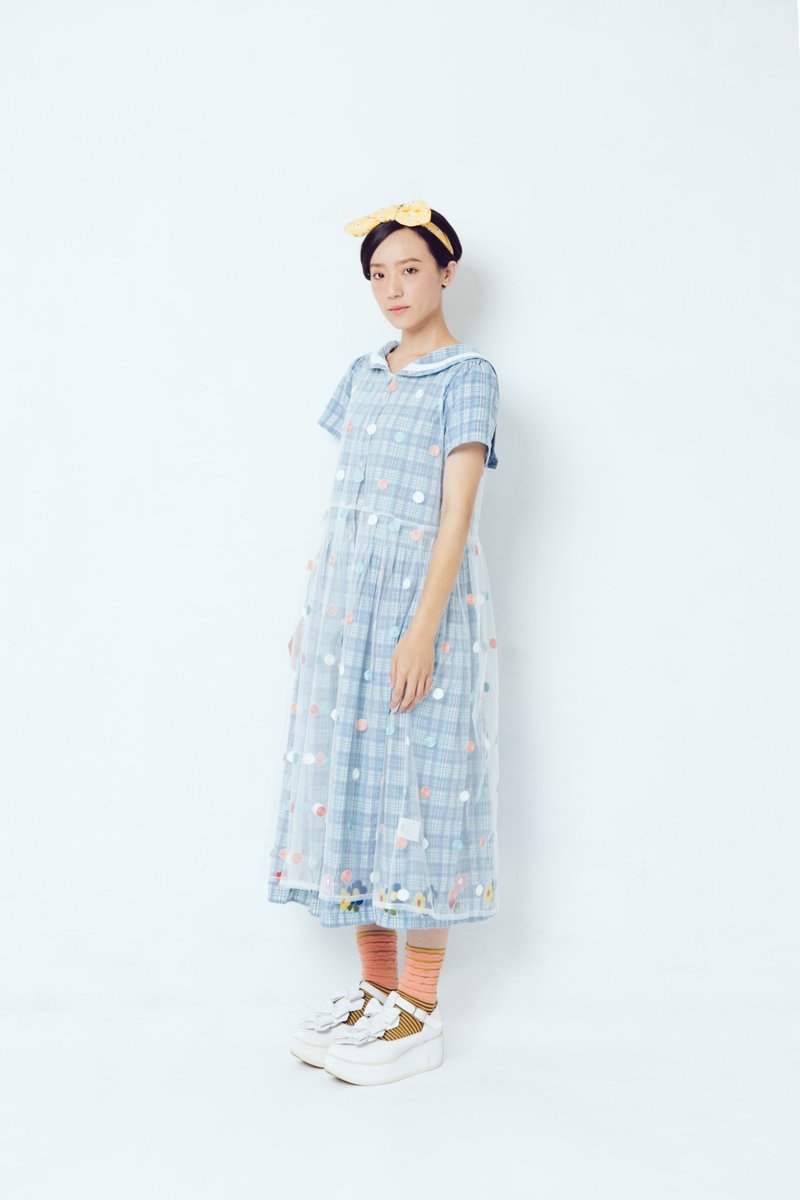 :EMPHASIZE刺绣圆点纱质背心洋装-白底彩点 - 洋装/连衣裙 - 其他材质 白色