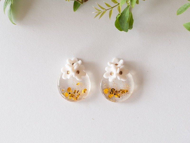 Waterfront flower earrings / earrings (gold) - 耳环/耳夹 - 纸 金色