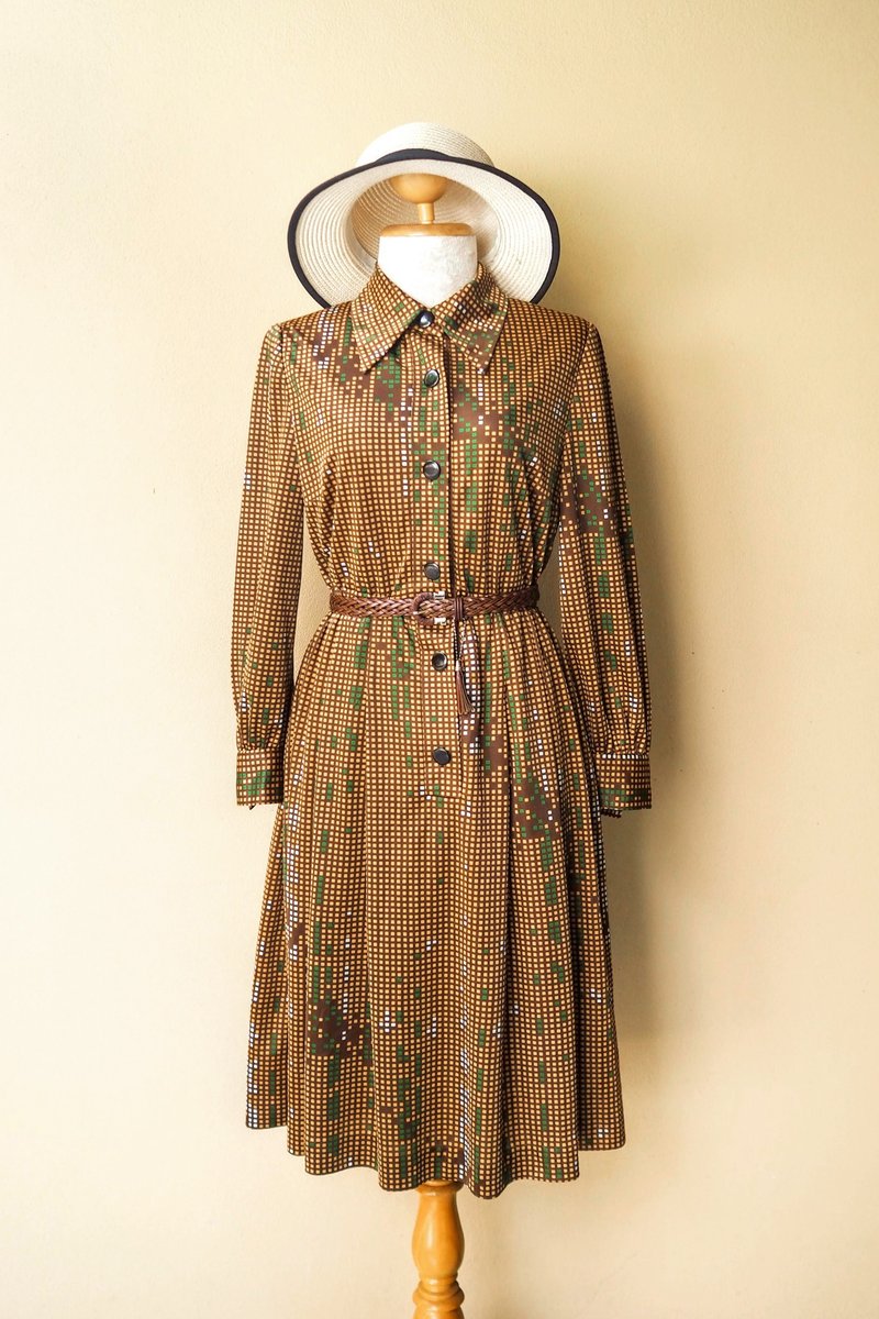 VINTAGE Retro style long sleeve dress with colorful grid pattern - 洋装/连衣裙 - 聚酯纤维 咖啡色