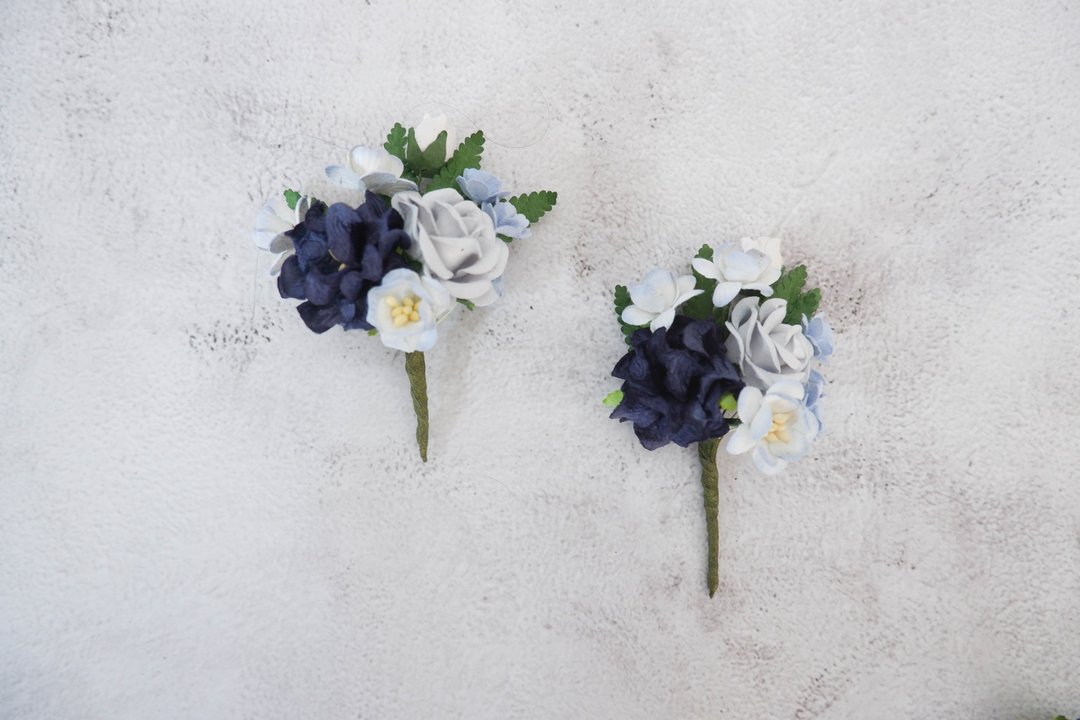 Light blue navy wedding corsage, buttonhole, boutonniere - 胸花/手腕花 - 纸 蓝色