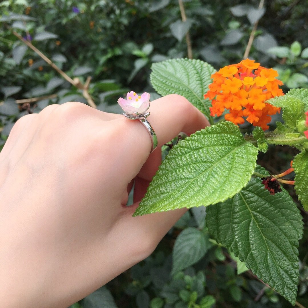 *Haku·Neko* [桜花限定系列] 初见粉色樱花立体花托925纯银戒指 指环 - 戒指 - 其他金属 粉红色
