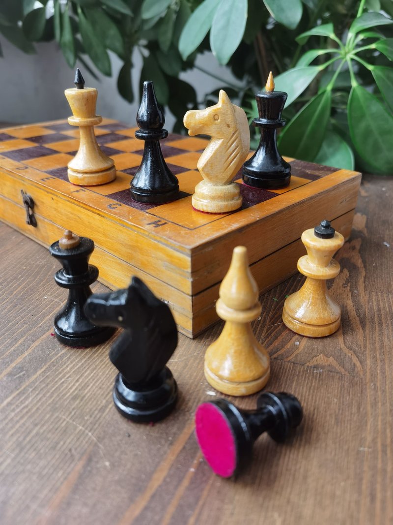 1970 年代复古木制国际象棋套装苏联棋盘 29x29 厘米苏联国际象棋 - 桌游/玩具 - 木头 