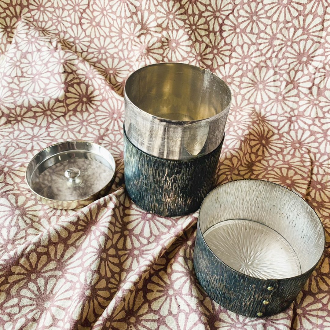 日式古典精工镔打锤目锡制茶罐 │精湛工艺 古朴淳美 木纹质感 - 其他 - 其他金属 银色