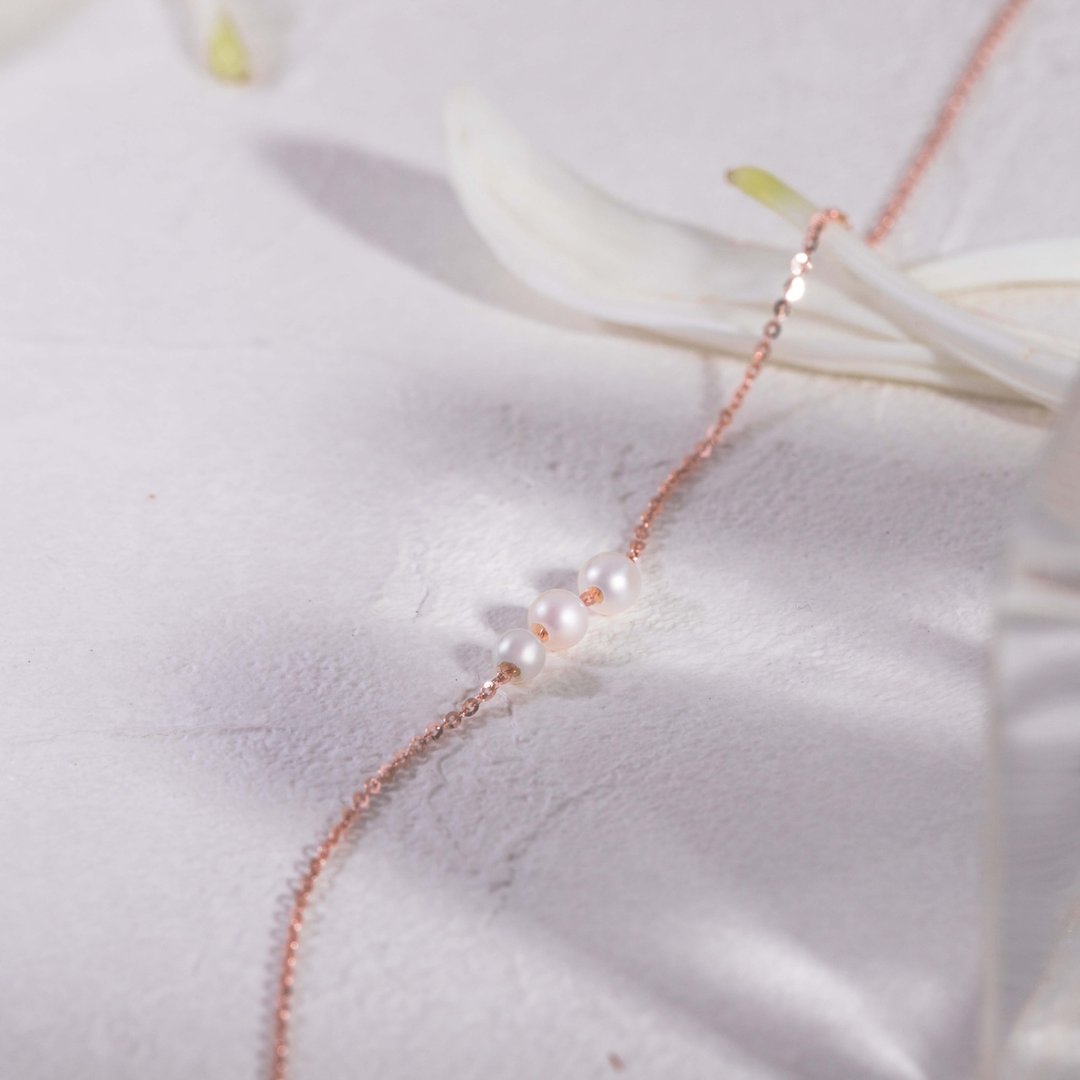 渐层迷你珍珠 18K 玫瑰金项链 Promise Trio Pearl Necklace - 项链 - 玫瑰金 粉红色