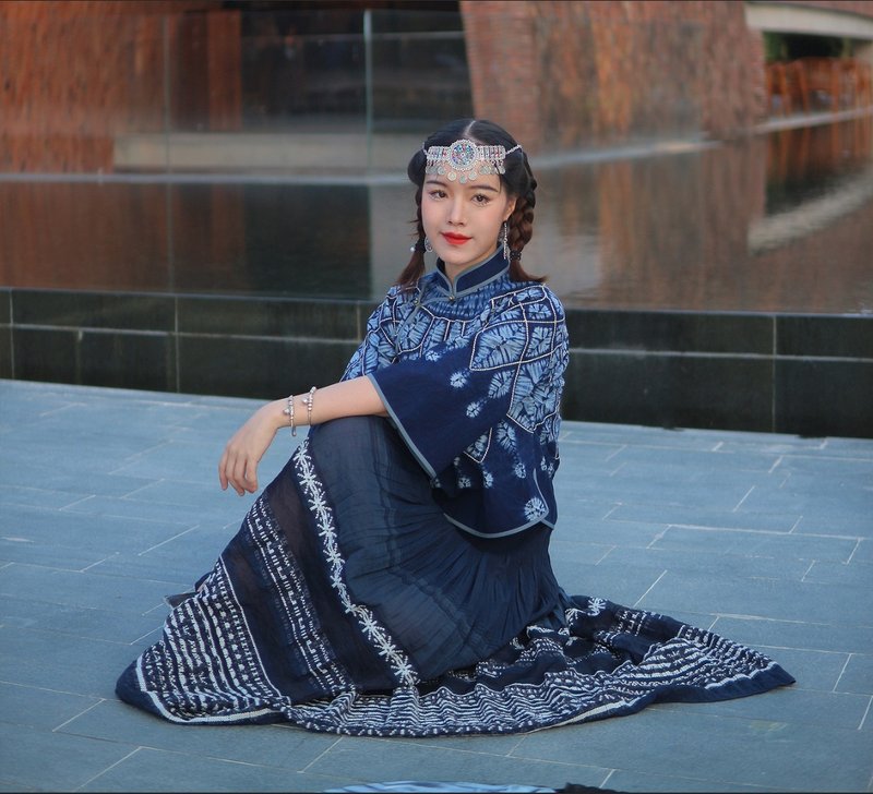 【 苍山雪】民国复古风 纯棉蓝染扎染刺子绣中式倒大袖上衣 - 女装上衣 - 棉．麻 蓝色