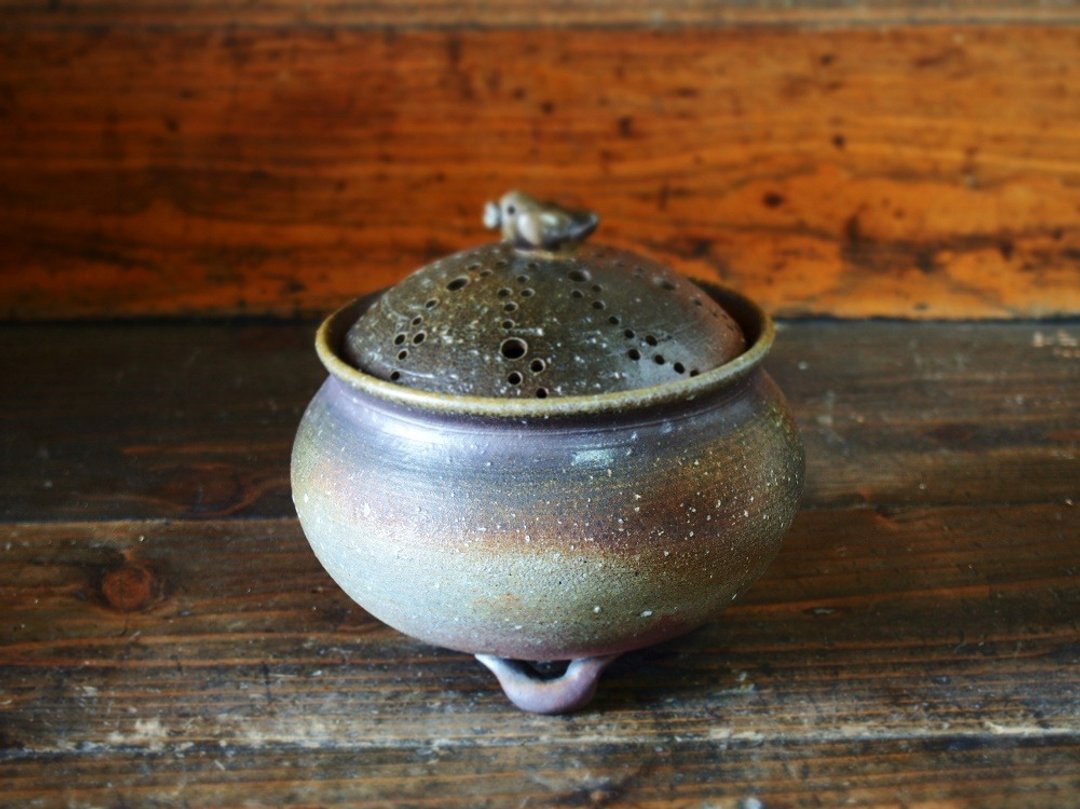 Bizen incense burner 【bird】 (with paulownia box) i-052 - 香薰/精油/线香 - 陶 咖啡色