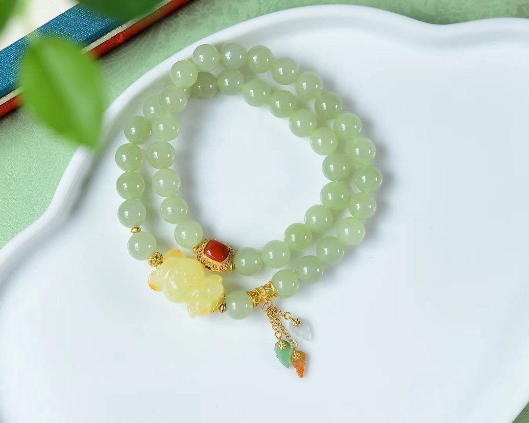 天然晴水和田玉双圈手串手链搭配蜜蜡小熊翡翠一叶暴富 银镶南红 - 手链/手环 - 玉石 