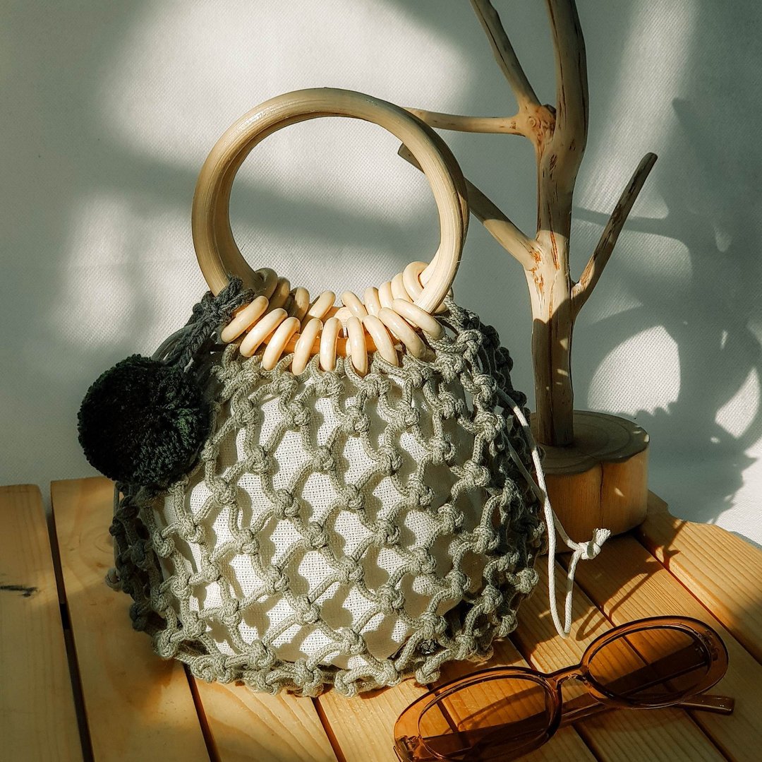 Green knit bag wooden handle - 手提包/手提袋 - 其他材质 绿色
