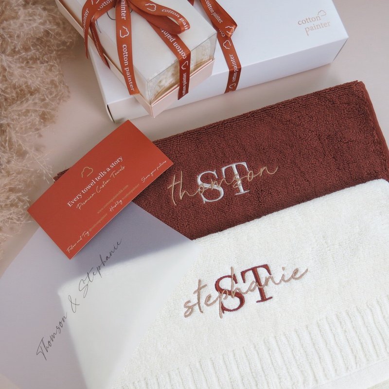 【香港毛巾品牌】定制化绣名毛巾 方巾 面巾 浴巾 100%美国棉制造 - 毛巾浴巾 - 棉．麻 