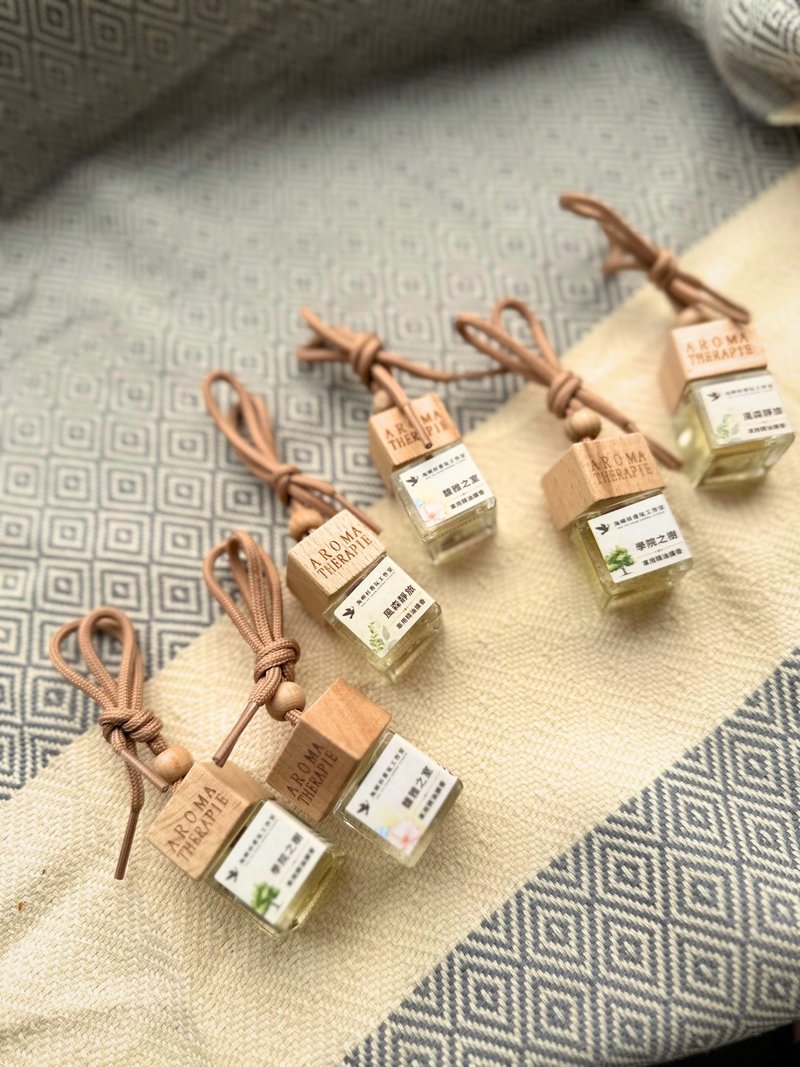 海屿杉・车用精油扩香瓶 - 香薰/精油/线香 - 玻璃 