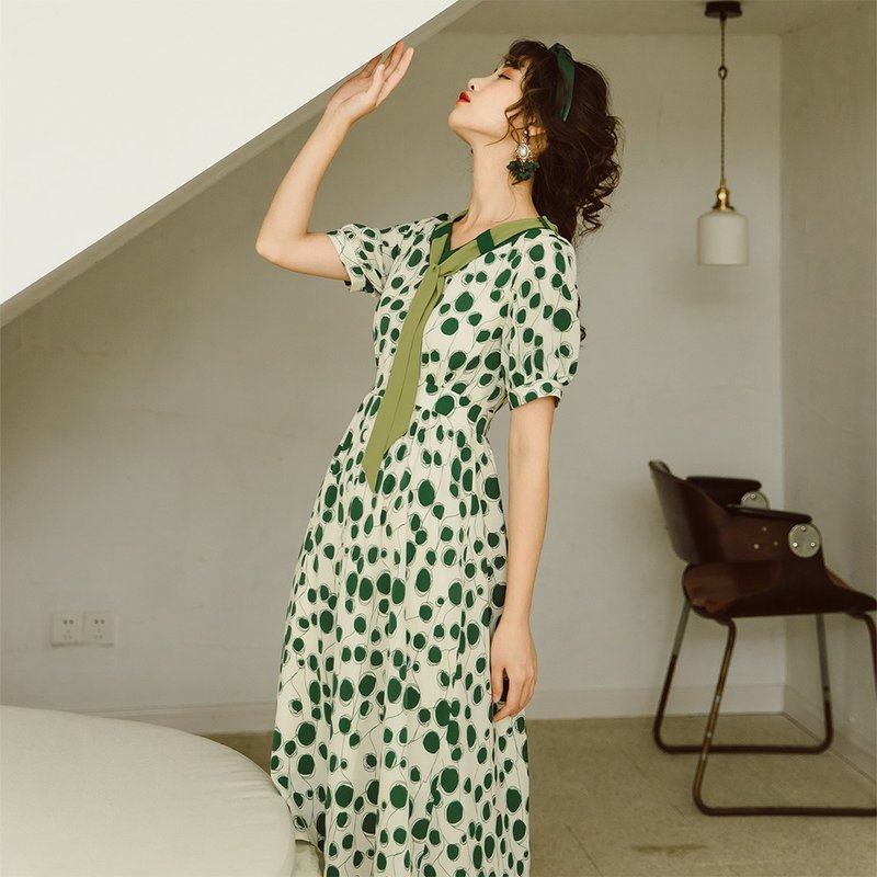 【清仓满减】2019女装秋季穿搭 撞色领巾印花连身裙YFX9509 - 洋装/连衣裙 - 其他材质 