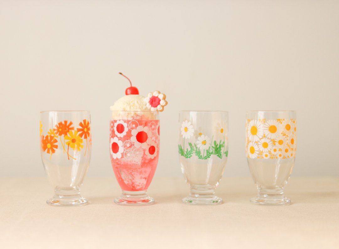 1858 Adelia Retro Standing Glass Nobana Nobana Showa Retro Tableware Miscellaneous Flower lover Retro Pop Print Glass Showa Glass 70's Antique - 玻璃杯 - 玻璃 绿色