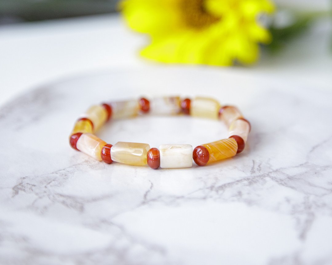 Natural Carnelian Bracelet, Stretchy Beaded Bracelet for Protection and Luck - 手链/手环 - 宝石 橘色