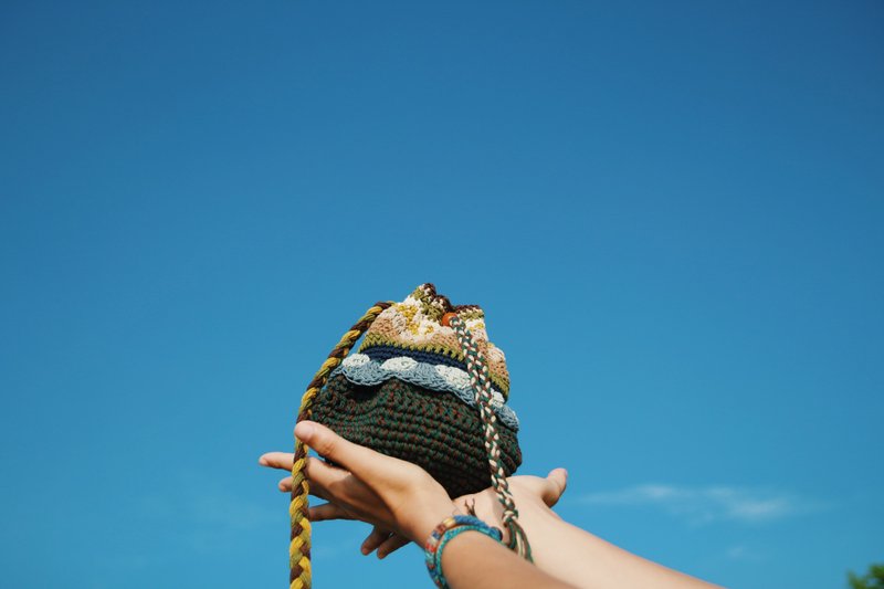 夏日编织小山包 - 山顶浪花 - 侧背包/斜挎包 - 棉．麻 蓝色