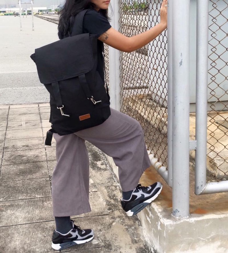 Backpack - 后背包/双肩包 - 其他材质 黑色