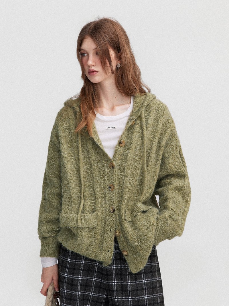 北欧复古 / 绞花针织毛衣开衫 / 羊毛 - 女装针织衫/毛衣 - 其他材质 多色