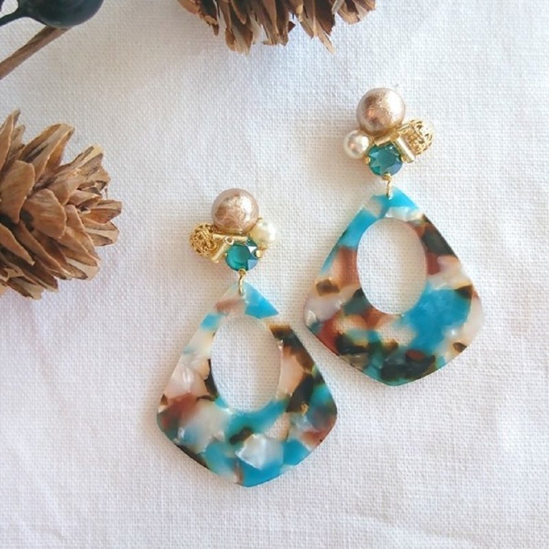 Moss green tortoiseshell & bijou Clip-On, earrings - 耳环/耳夹 - 压克力 绿色