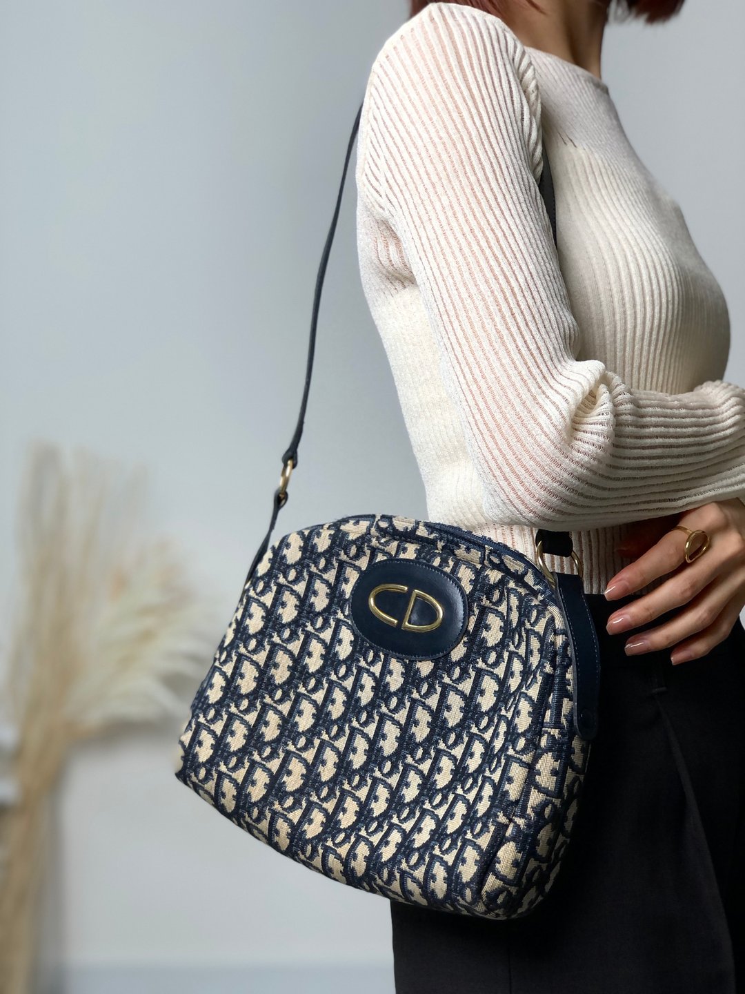 【 日本直送 名牌中古包 】Christian Dior 缇花 Logo 侧背包 海军蓝 缇花皮革 vintage 5jv6v2 - 侧背包/斜挎包 - 棉 蓝色