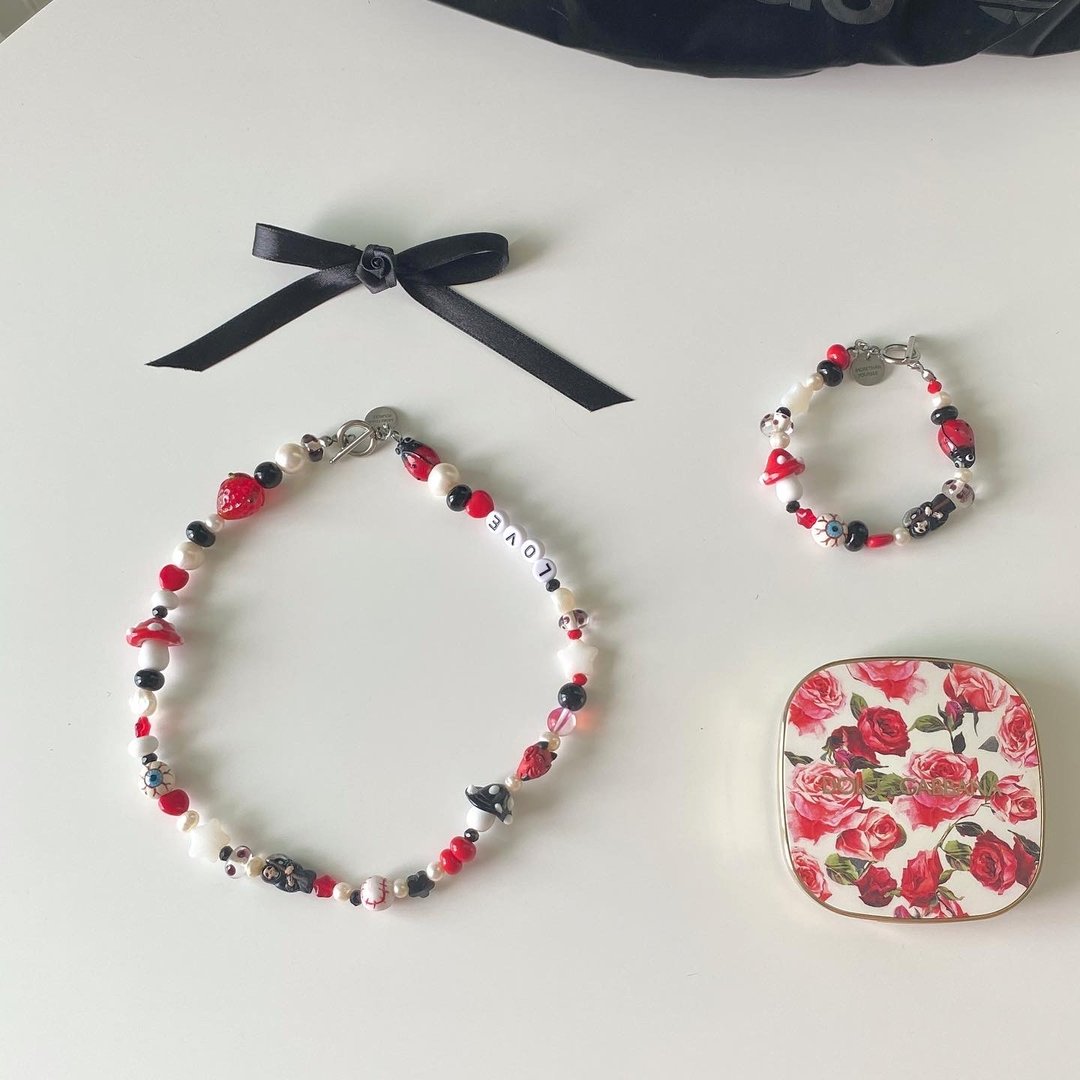Love Is Pain 串珠项链 - Lampwork 穆拉诺玻璃珠、淡水珍珠 - 项链 - 玻璃 红色