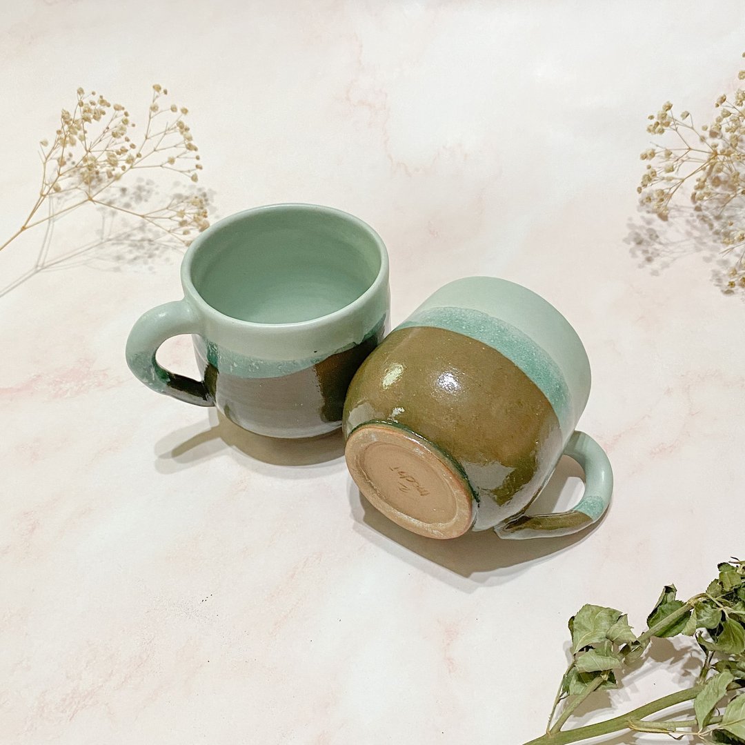 绿丝绸双色陶瓷对杯-马克杯/陶器/结婚/生日/情人/圣诞礼物 - 咖啡杯/马克杯 - 陶 绿色