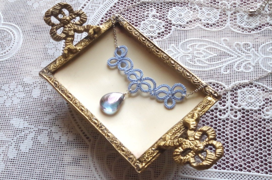 Tatting lace and large drop Czech beads necklace - Aurora Blue - 项链 - 棉 蓝色