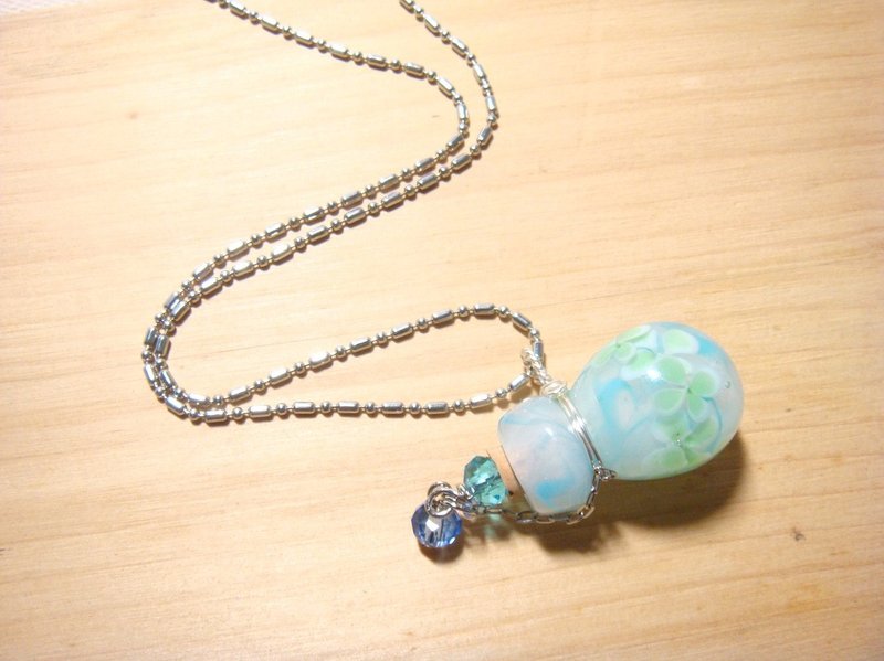 柚子林琉璃- 精油瓶 - 花霏花 - 静静的 -双层花工法(圆身瓶) - 项链 - 琉璃 多色