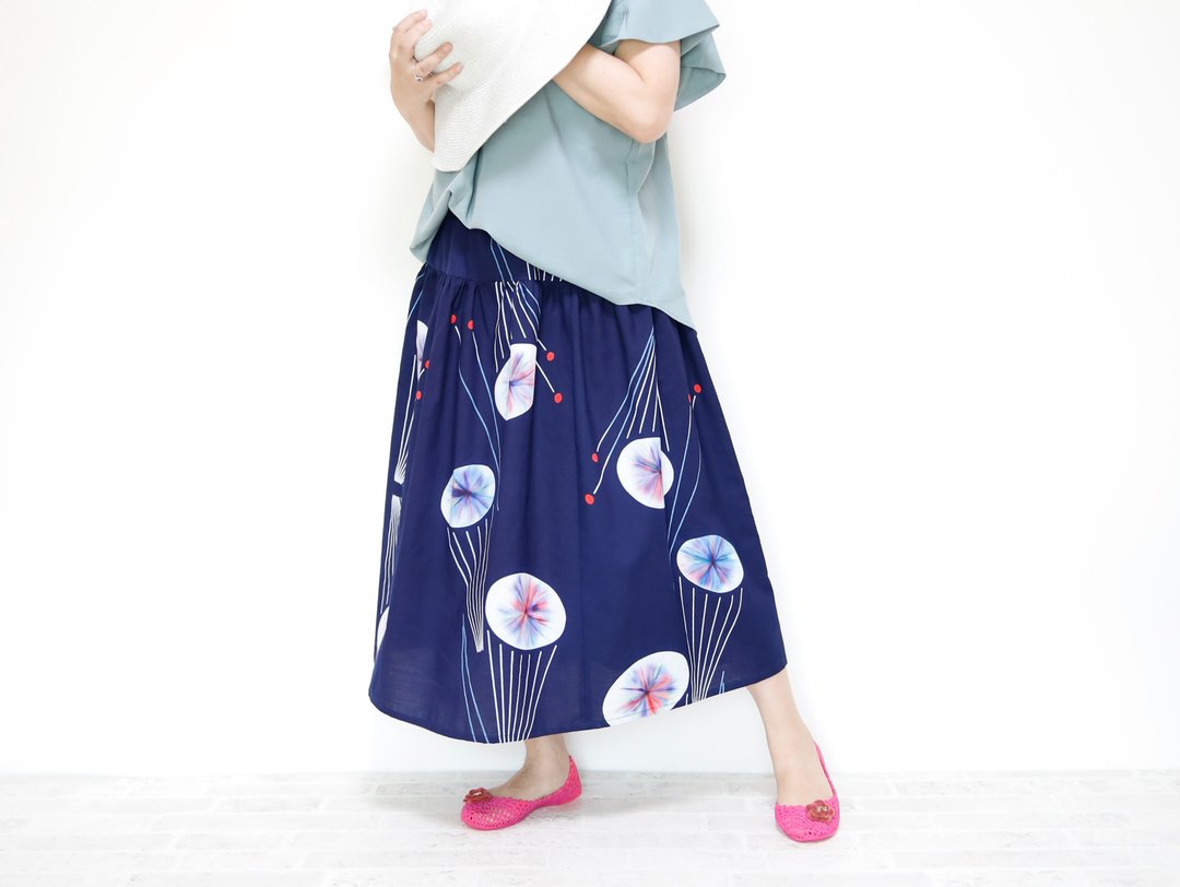 YUKATA SKIRT - 以浴衣布料制成的长版伞裙 - 返乡与夏日祭典皆适宜 - 裙子 - 棉 蓝色