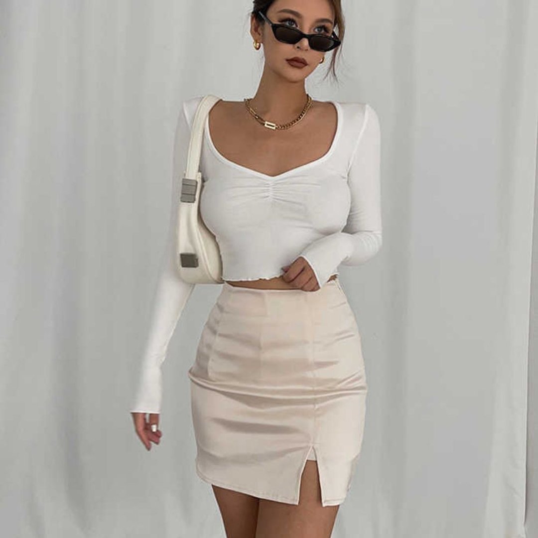 White V Neck Long Sleeve Top - 女装上衣 - 聚酯纤维 白色