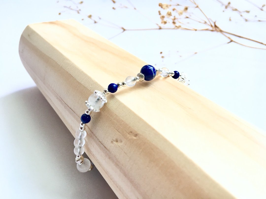 Ops Moonstone Lapis brace let-月光石/银/天然石/青金石/幸运绳 - 手链/手环 - 其他金属 银色