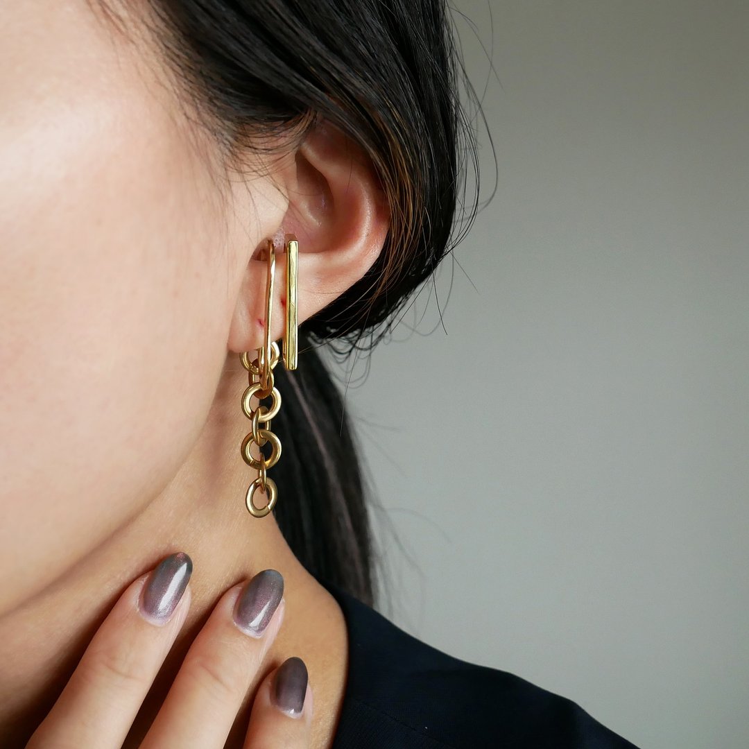 Swag Ear Cuff Vertical S / brass C130 - 耳环/耳夹 - 铜/黄铜 金色