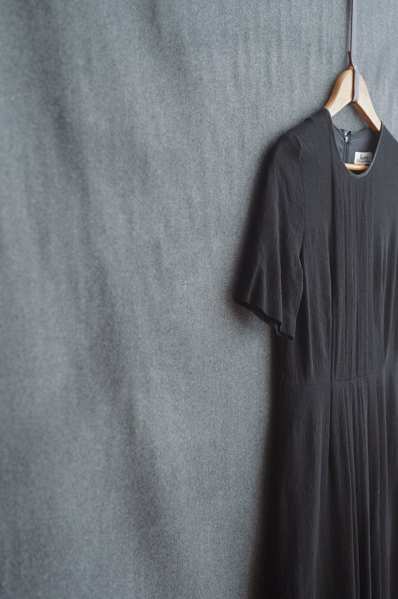 黑压折经典洋装古董古着vintage - 洋装/连衣裙 - 羊毛 黑色