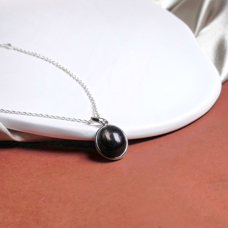 金运石吊坠连颈链 黑银线石 极度招财 辟邪 - 项链 - 水晶 黑色