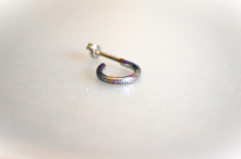 钛金属穿刺耳环・钛金属圆环耳环・16 规格・B - 耳环/耳夹 - 其他金属 多色