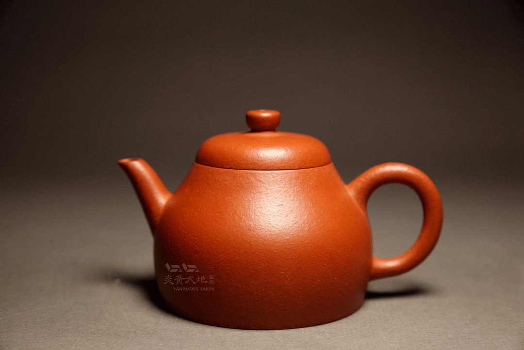 【孟臣式】炎黄大地艺术 龙山堂 传统手工 黄龙山朱泥 180cc - 茶具/茶杯 - 陶 红色