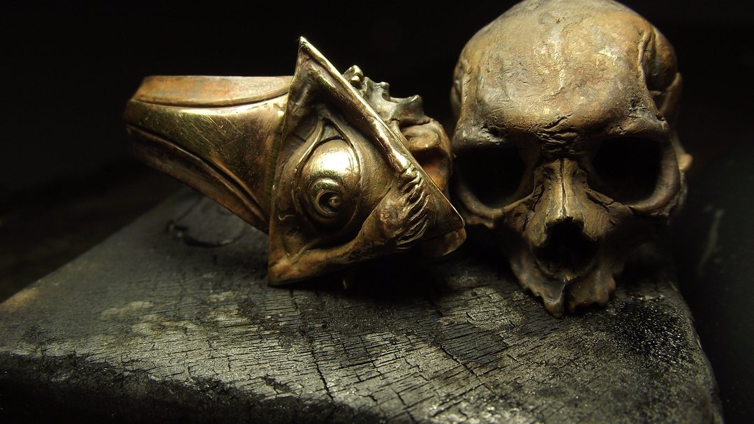 Illuminati ring. Bronze. - 戒指 - 铜/黄铜 多色
