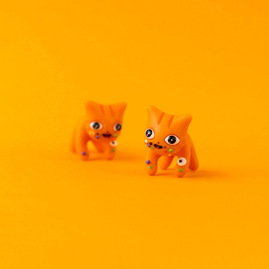 Candy Cat Earrings, Cat Lovers Gift - Handmade Jewelry, Halloween Collection - 耳环/耳夹 - 粘土 橘色
