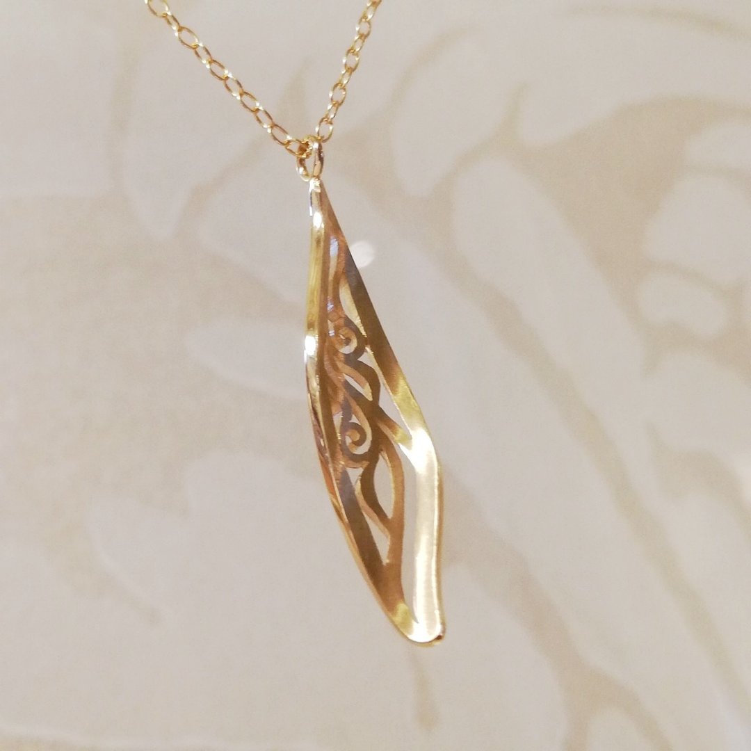 Arabesque arabesque K18 gold handmade openwork necklace M - 项链 - 贵金属 金色