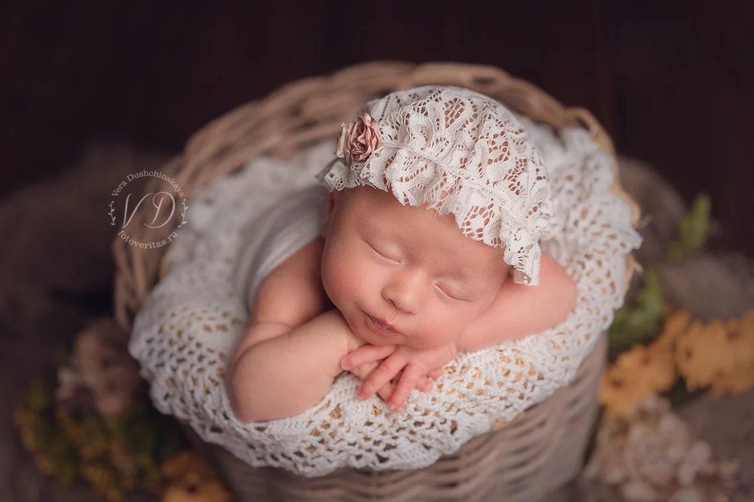 Newborn cream lace bath hat. Ivory new baby girl bonnet. Vintage newborn girl ph - 其他 - 其他材质 白色