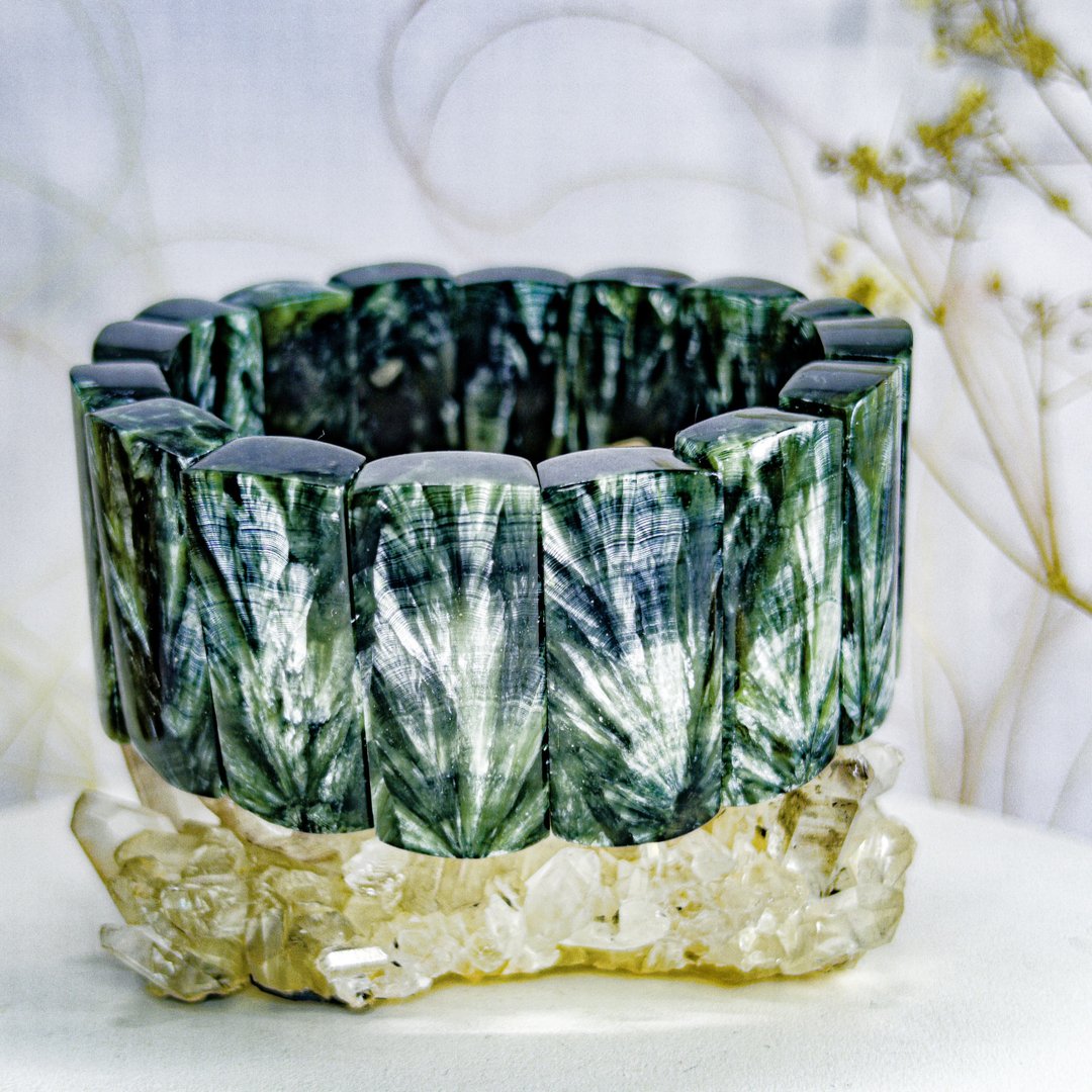 【展翼龙鳞】 收藏级大咪数 天使银羽绿龙晶手排 - 手链/手环 - 水晶 绿色
