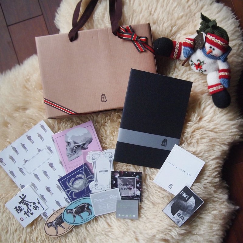 圣诞交换礼物组合300元 / 意大利黑版 - 笔记本/手帐 - 纸 黑色