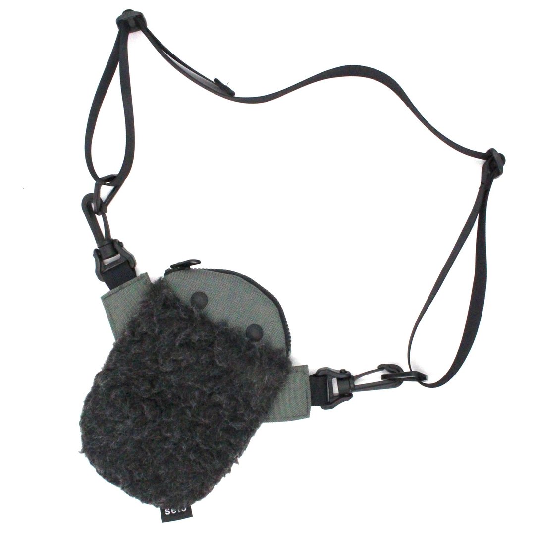 seto / creature bag / iPhone case / small bag / Boa fleece / Charcoal gray - 侧背包/斜挎包 - 尼龙 