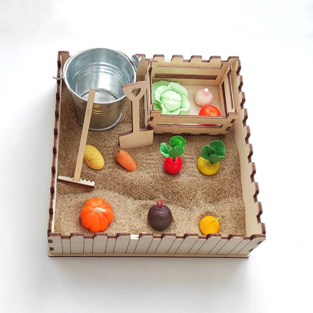 Montessori wooden box toy - Sensory toy - Waldorf toys - Fairy garden - 玩具/玩偶 - 粘土 多色